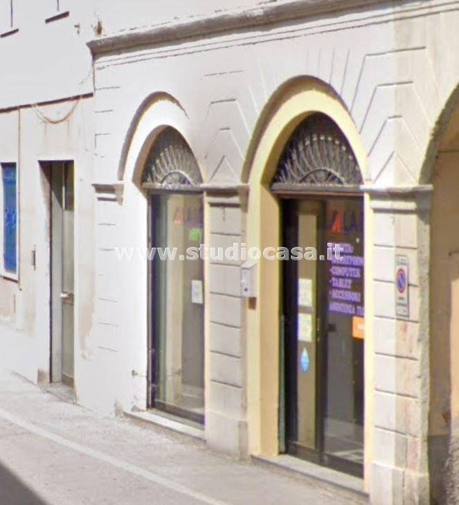 negozio in vendita a Soresina