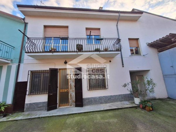 casa indipendente in vendita a Soresina