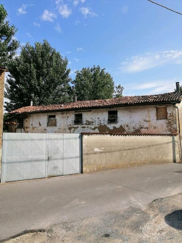 casale in vendita a Soresina