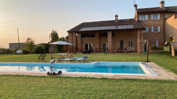 casale in vendita a Soresina