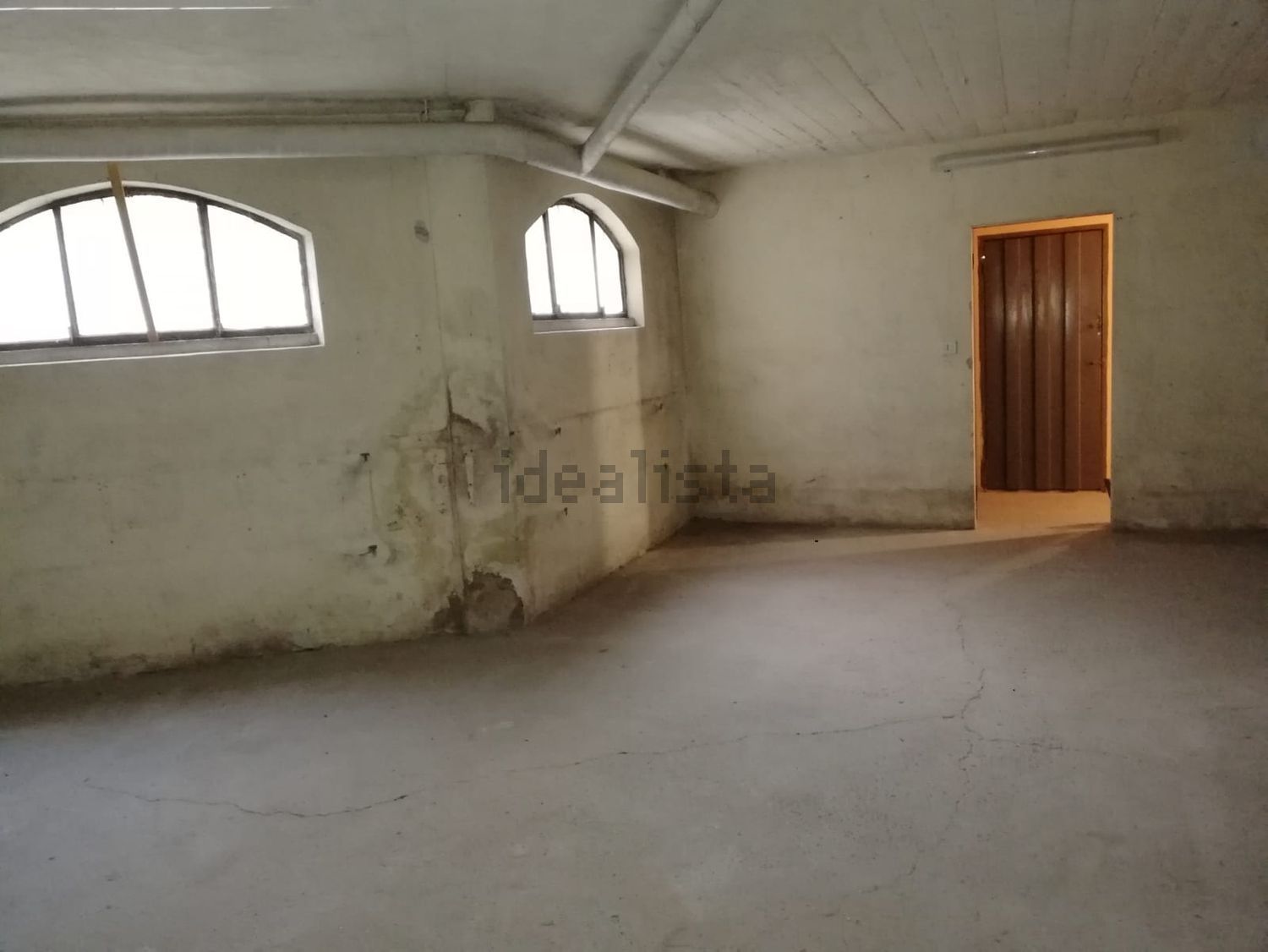 locale di sgombero in vendita a Soresina