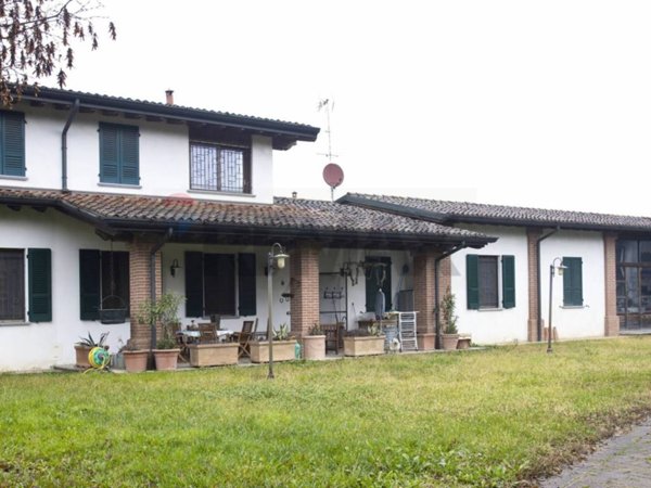 casa indipendente in vendita a Soresina
