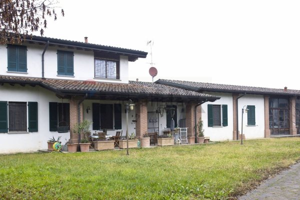 casale in vendita a Soresina