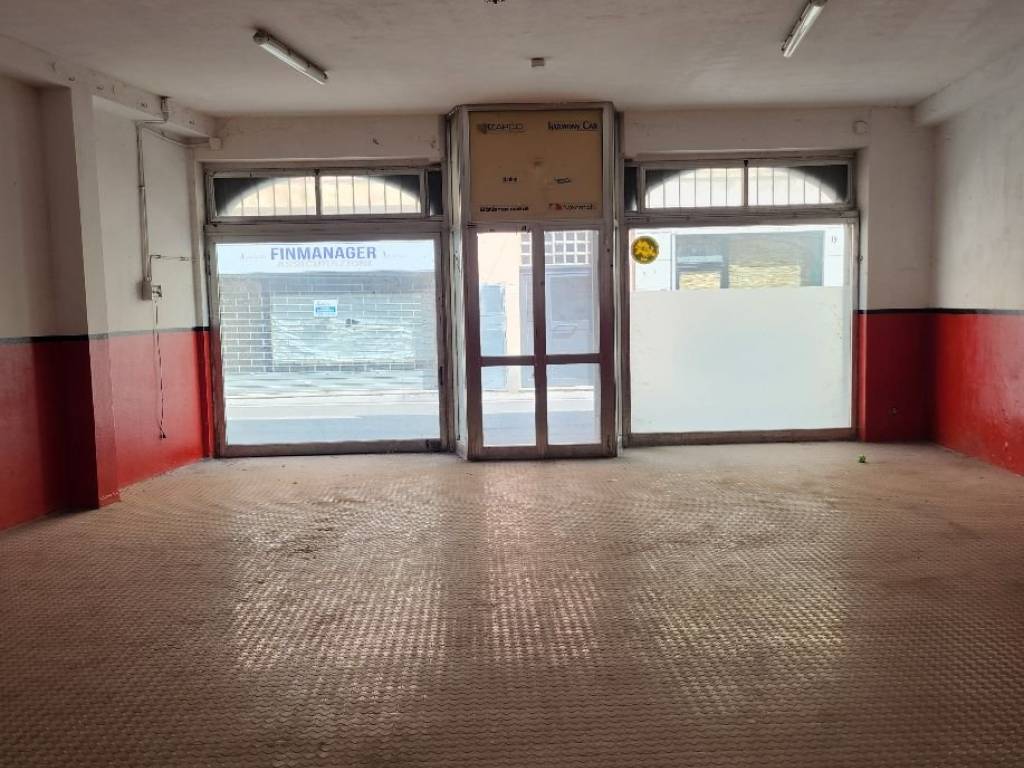 negozio in vendita a Soresina