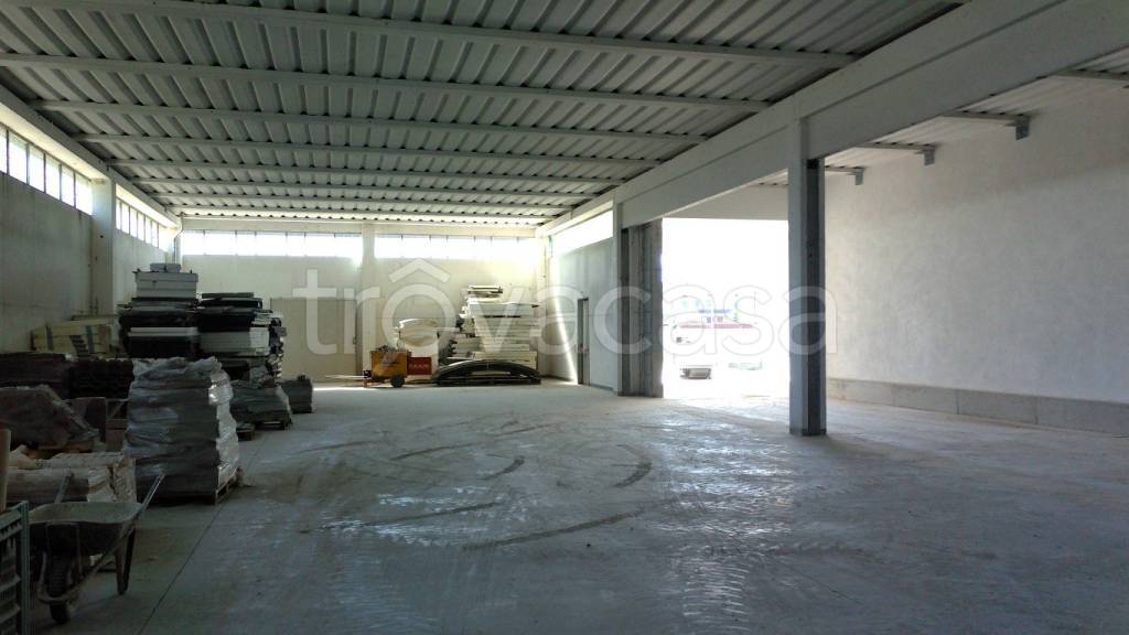 terreno edificabile in vendita a Soresina