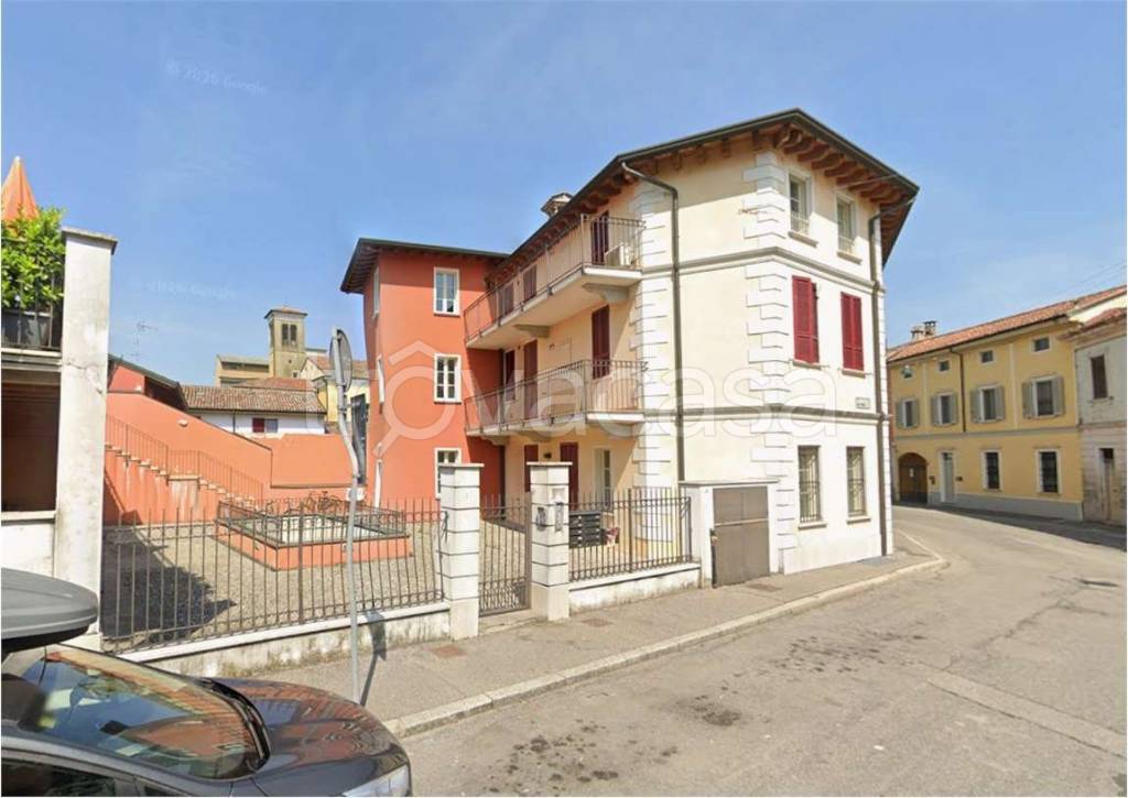 negozio in vendita a Soresina