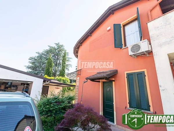 casa indipendente in vendita a Soresina