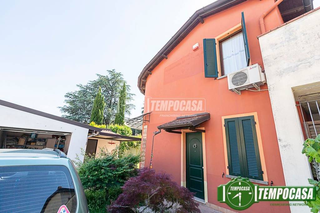 casa indipendente in vendita a Soresina