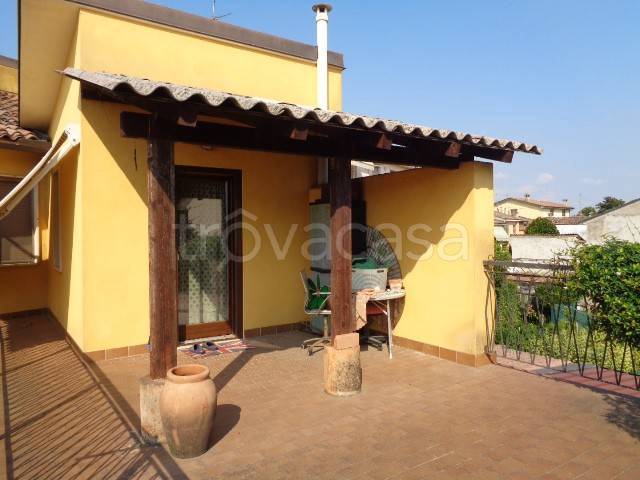 casa indipendente in vendita a Soresina