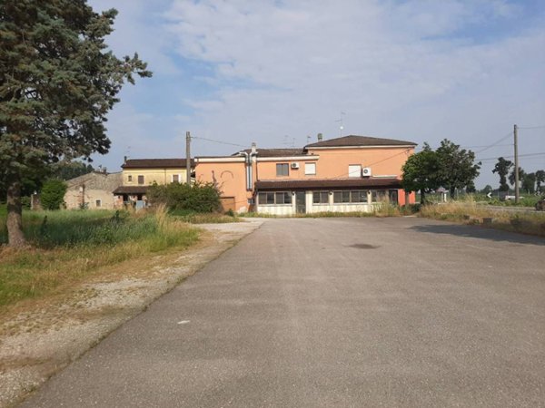 casa indipendente in vendita a Sospiro