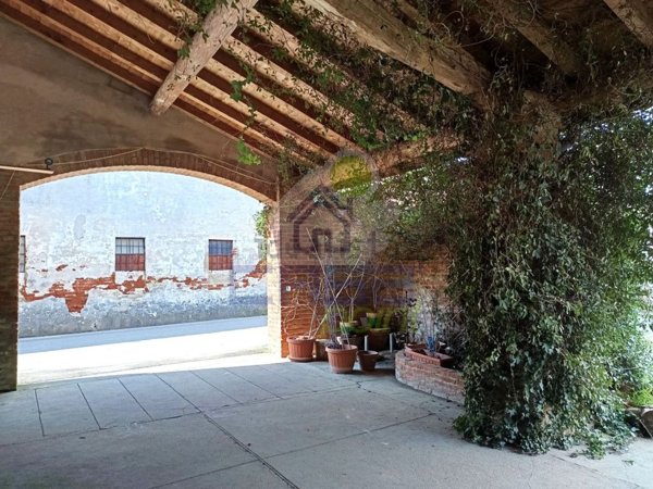 casa indipendente in vendita a Sospiro