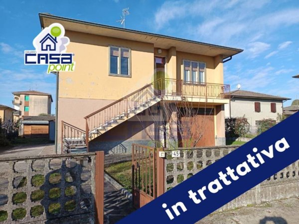 casa indipendente in vendita a Sospiro