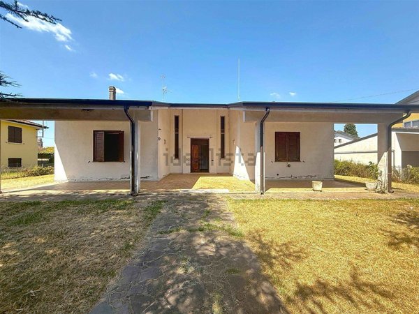 casa indipendente in vendita a Spineda