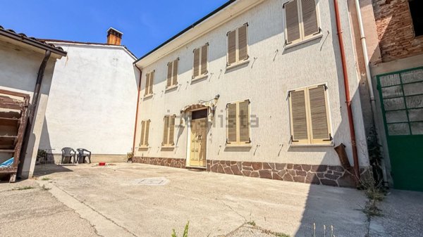 casa indipendente in vendita a Spineda