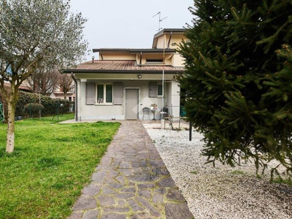 appartamento in vendita a Spino d'Adda