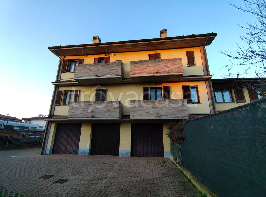 appartamento in vendita a Spino d'Adda