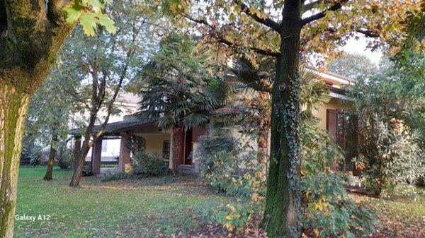 casa indipendente in vendita a Spino d'Adda