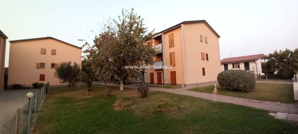 appartamento in vendita a Spino d'Adda