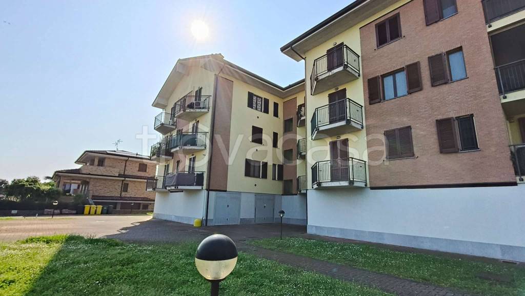 appartamento in vendita a Spino d'Adda