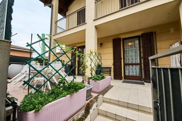 appartamento in vendita a Spino d'Adda