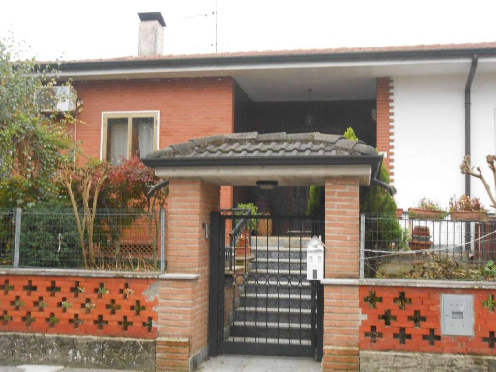 casa indipendente in vendita a Spino d'Adda