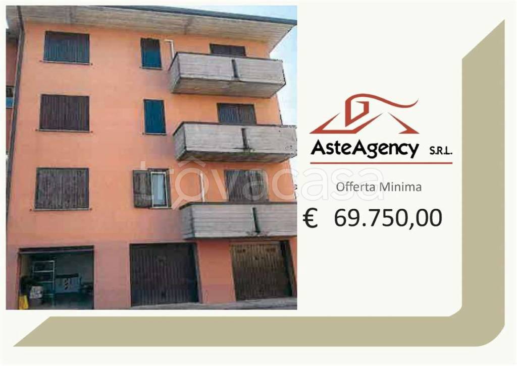 appartamento in vendita a Spino d'Adda