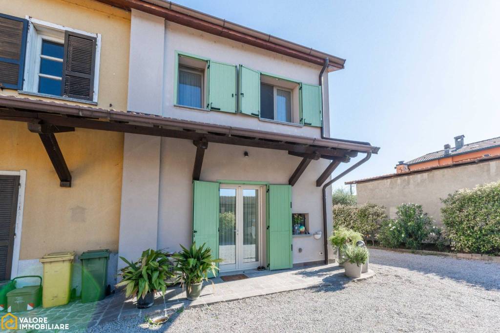 casa indipendente in vendita a Spino d'Adda