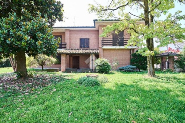 casa indipendente in vendita a Spino d'Adda
