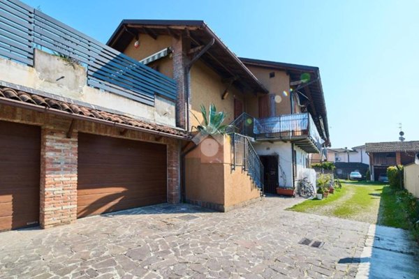 casa indipendente in vendita a Spino d'Adda