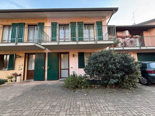 casa indipendente in vendita a Spino d'Adda