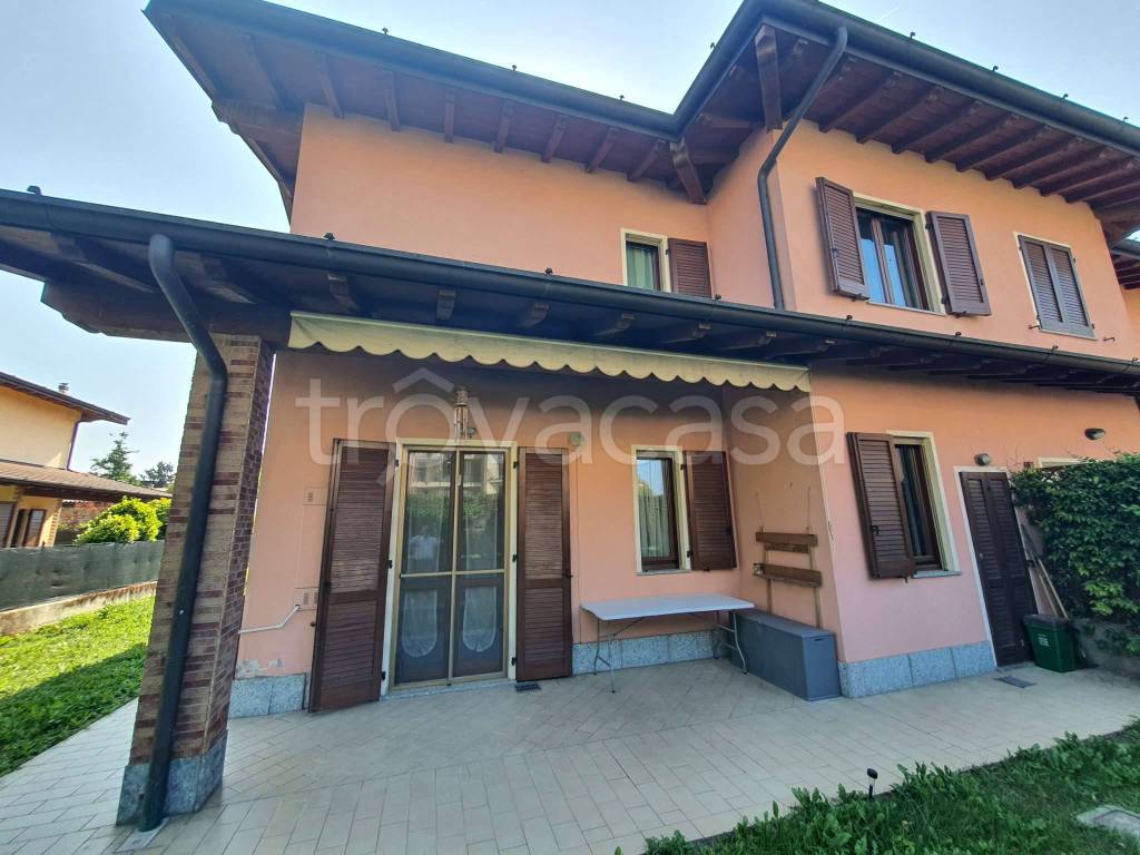 casa indipendente in vendita a Spino d'Adda