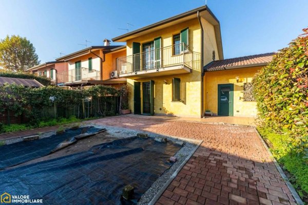 casa indipendente in vendita a Spino d'Adda