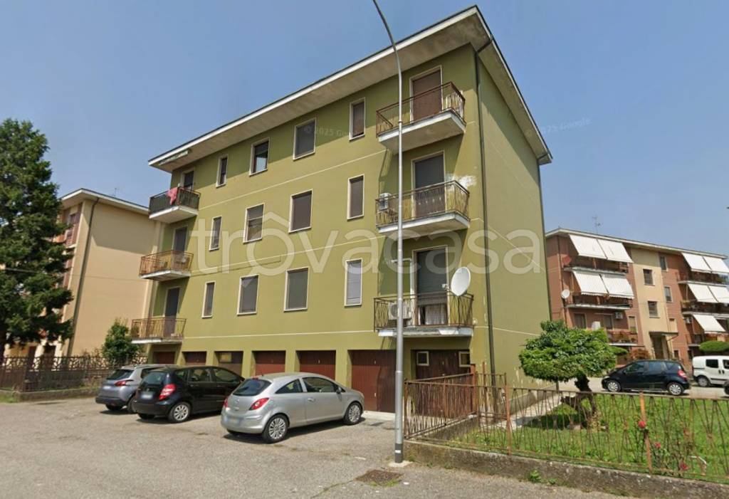 appartamento in vendita a Spino d'Adda