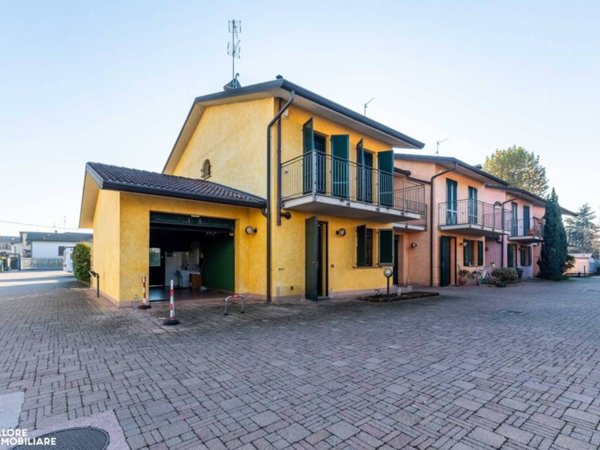 casa indipendente in vendita a Spino d'Adda