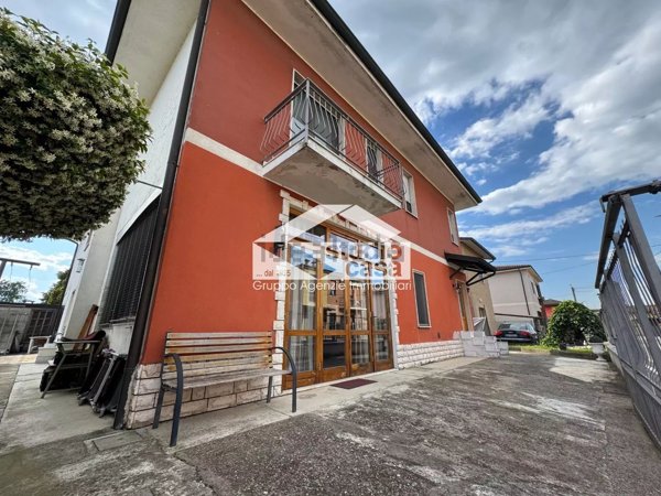 casa indipendente in vendita a Spino d'Adda