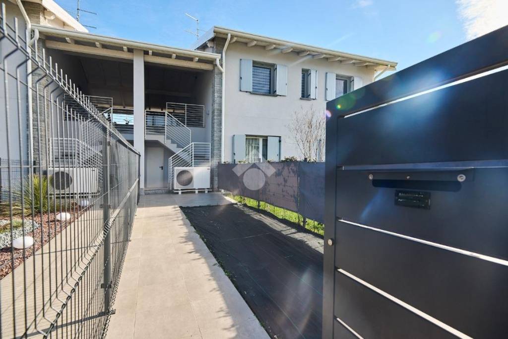 casa indipendente in vendita a Spino d'Adda