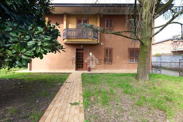 appartamento in vendita a Spino d'Adda