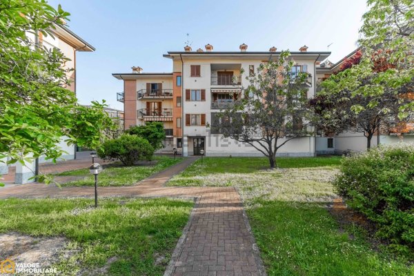appartamento in vendita a Spino d'Adda