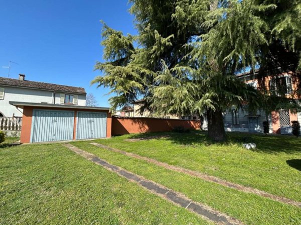 casa indipendente in vendita a Spino d'Adda