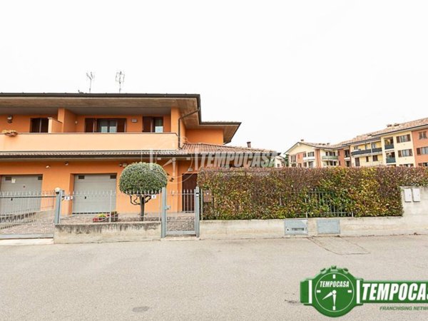 casa indipendente in vendita a Spino d'Adda