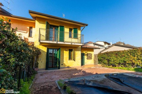 casa indipendente in vendita a Spino d'Adda