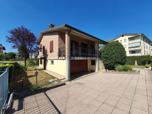 casa indipendente in vendita a Spino d'Adda