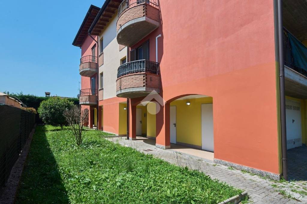 appartamento in vendita a Spino d'Adda