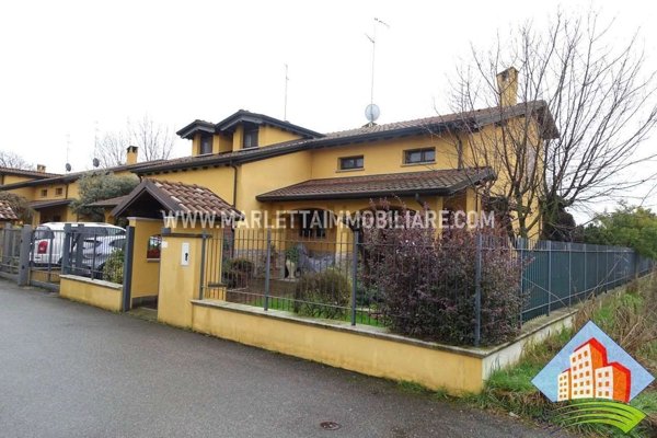 casa indipendente in vendita a Spino d'Adda