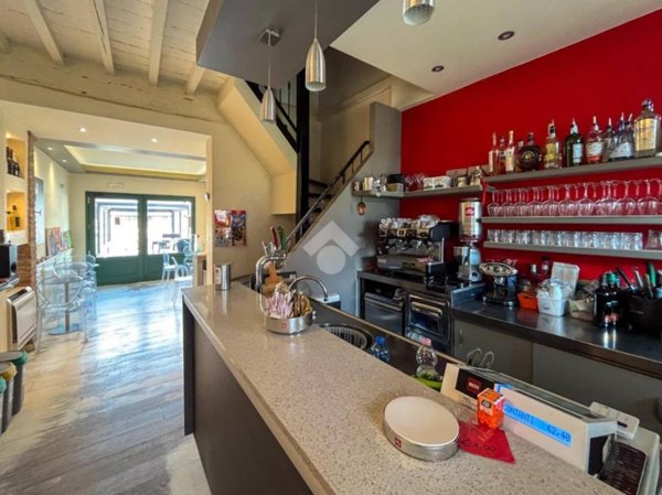 negozio in vendita a Stagno Lombardo in zona Straconcolo