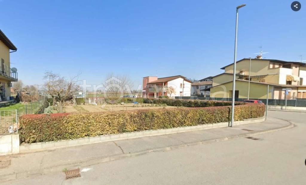 casa indipendente in vendita a Stagno Lombardo