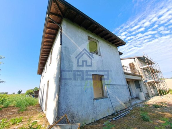appartamento in vendita a Stagno Lombardo