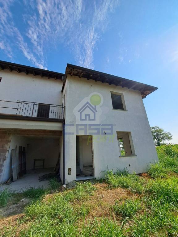 casa indipendente in vendita a Stagno Lombardo