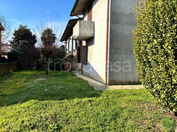 casa indipendente in vendita a Stagno Lombardo