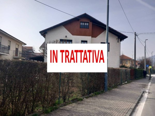 casa indipendente in vendita a Piossasco